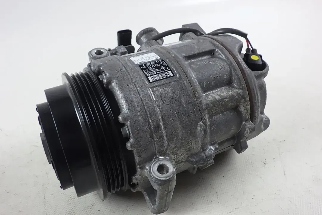 a0008304702   ac compressor